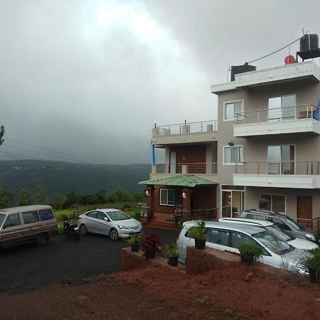 Hotel Magic Mountain,Mahābaleshwar Екстериор снимка