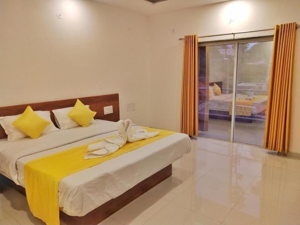 Hotel Magic Mountain,Mahābaleshwar Екстериор снимка