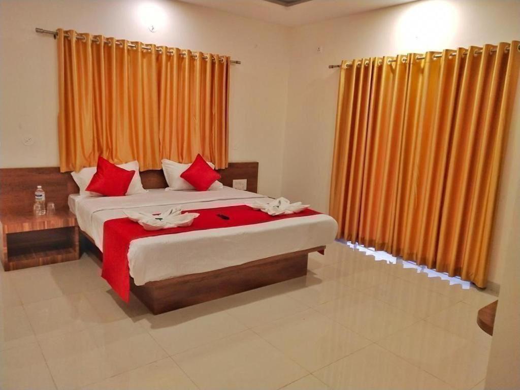 Hotel Magic Mountain,Mahābaleshwar Екстериор снимка